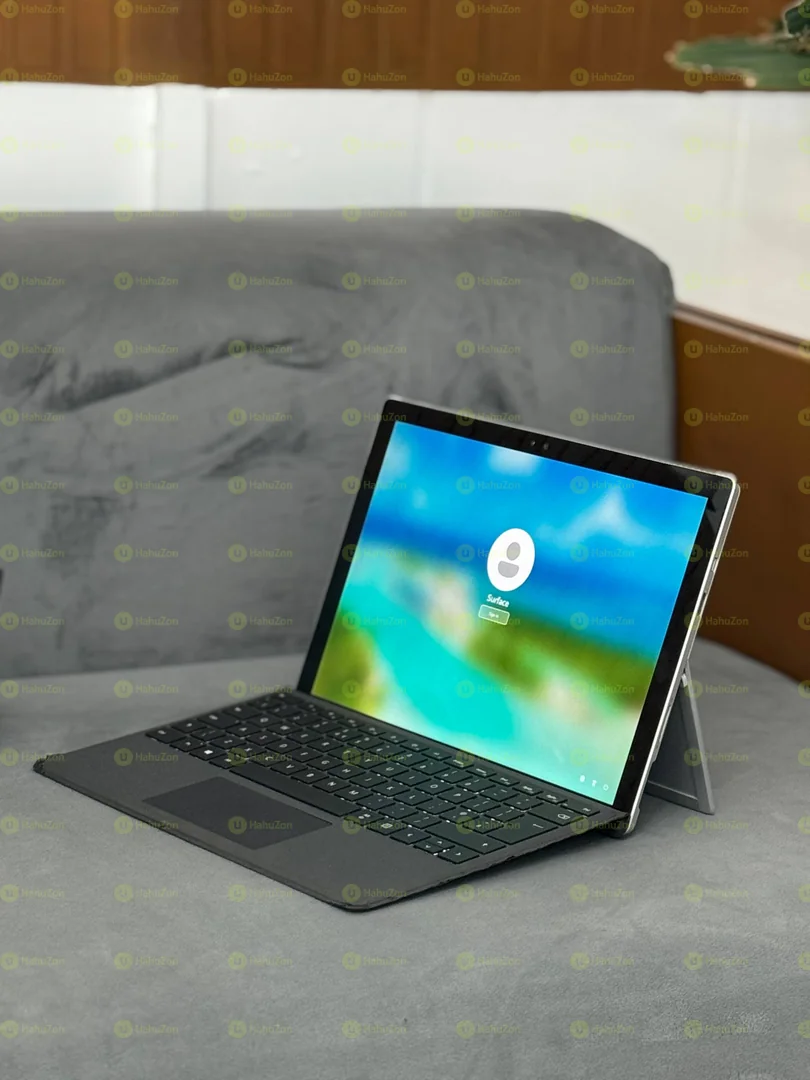 MicroSoft Surface Pro 4 Core i5 6Th Generation Laptop