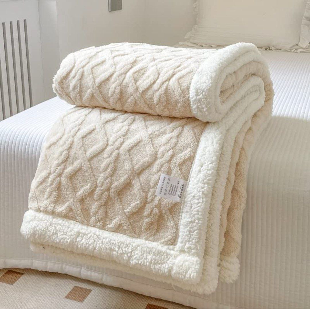 European Standard Throw Blankets