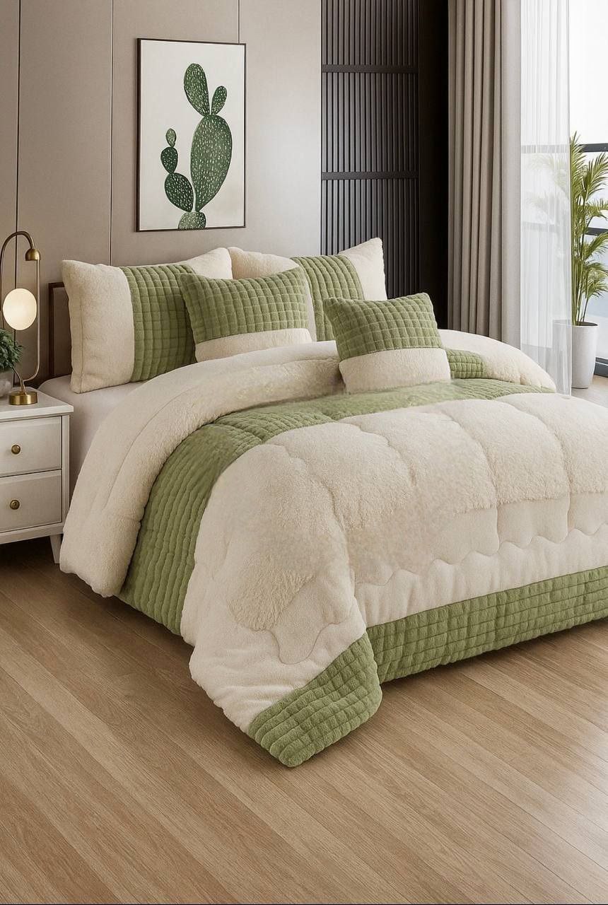 7 Pcs Comforter Set