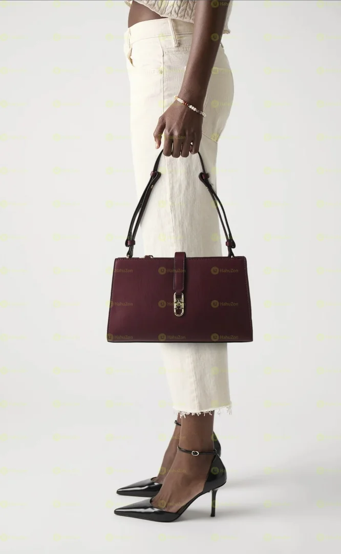 Tommy Hilfiger Women' Hand Bag