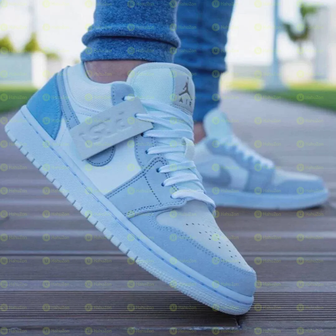 Jordan low Paris Women's Shoes