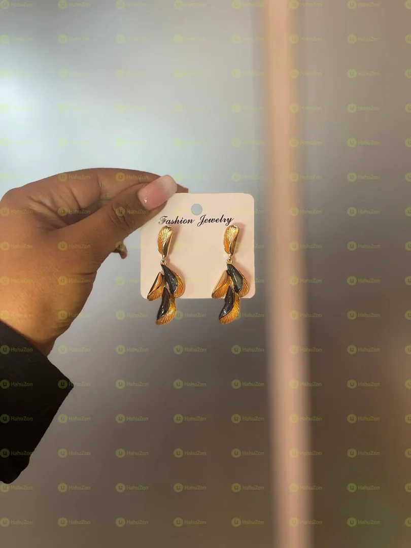 Fashionible Stainless Steel Earrings