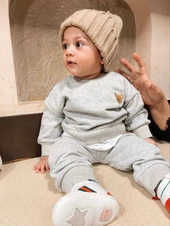 Unisex Soft and Warm Sweatshirt and Pants