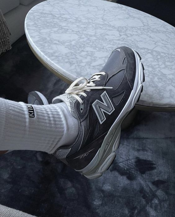 New Balance  990 Men's Shoes