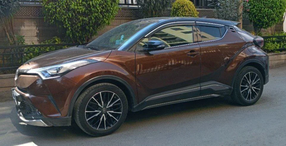 2017 Model-Toyota Ch-R