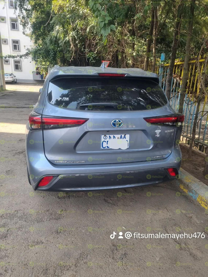 2024 Model-Toyota Highlander