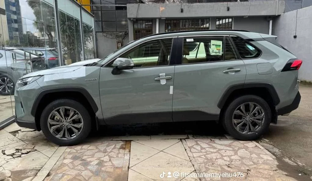 2024 Model-Toyota Rav4 Hybrid AWD