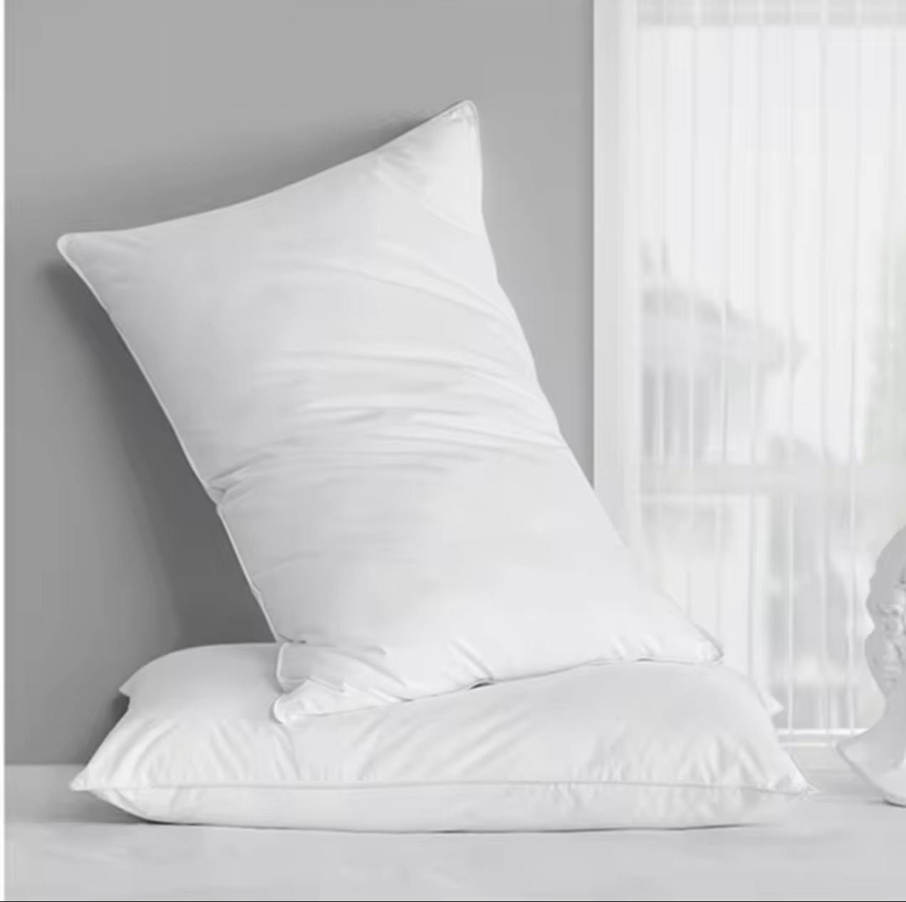 Tras Pillow