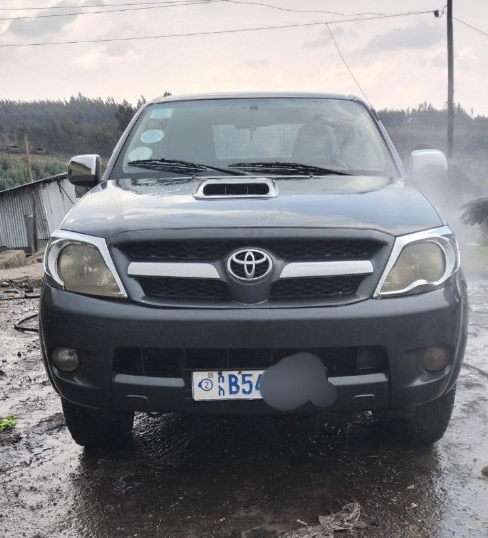 2008 Model-Toyota King Cab