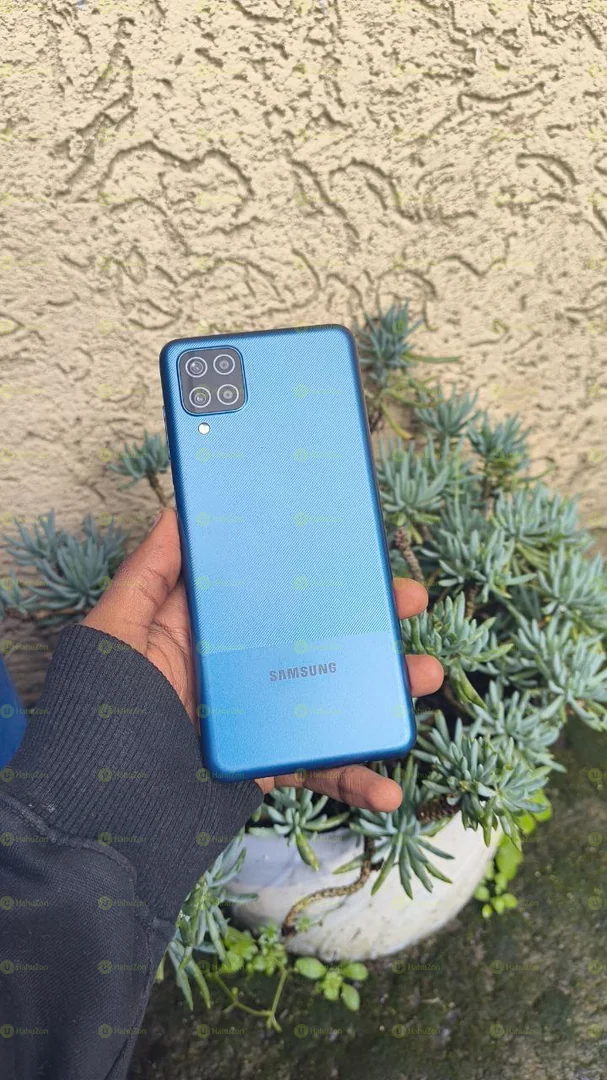 Samsung Galaxy M12