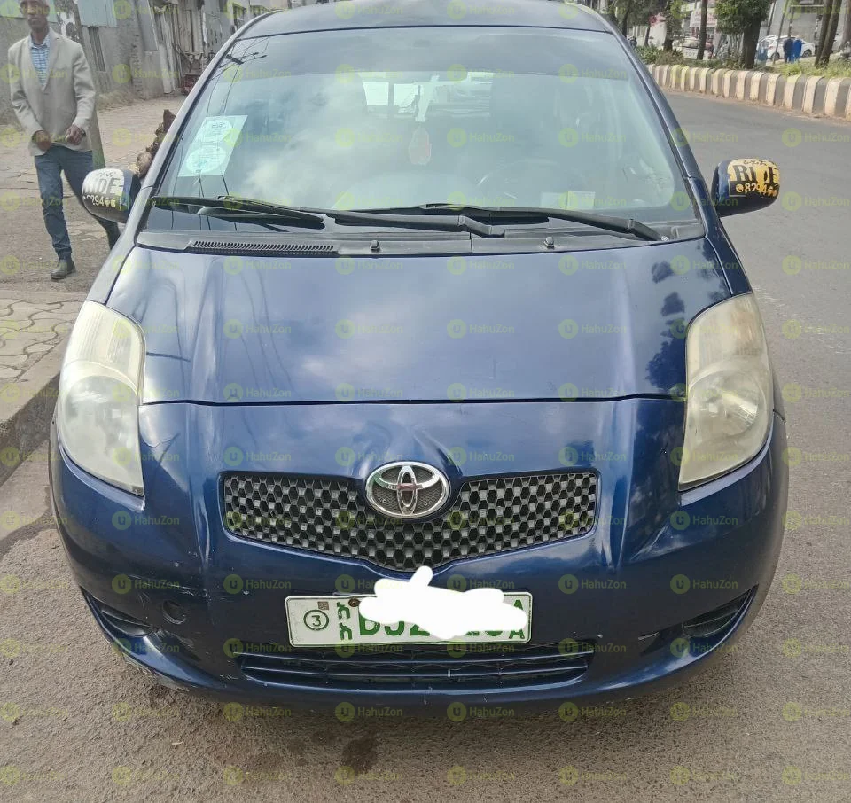 2007 Model-Toyota Yaris Compakt