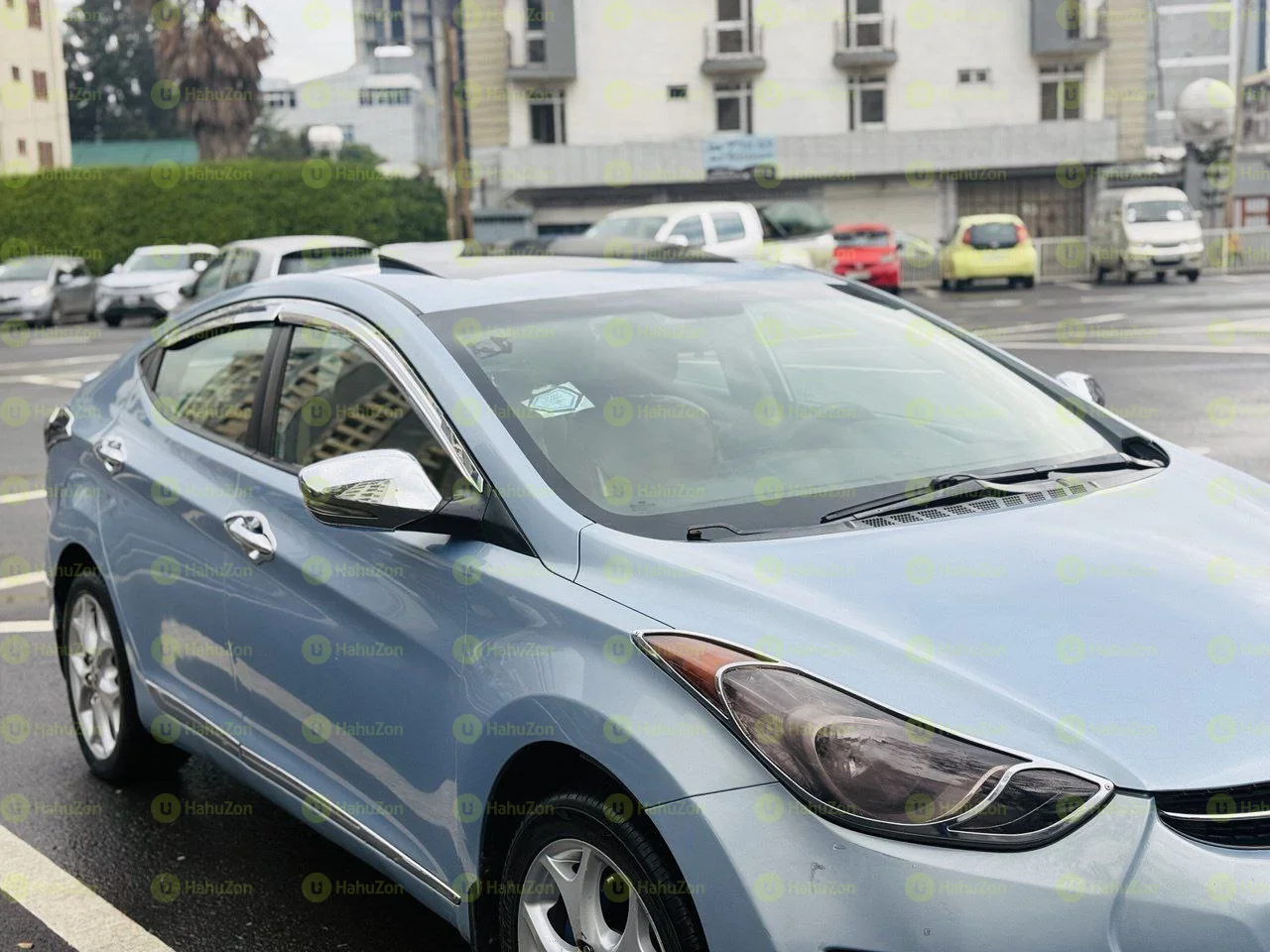 2012 Model-Hyundai Elantra