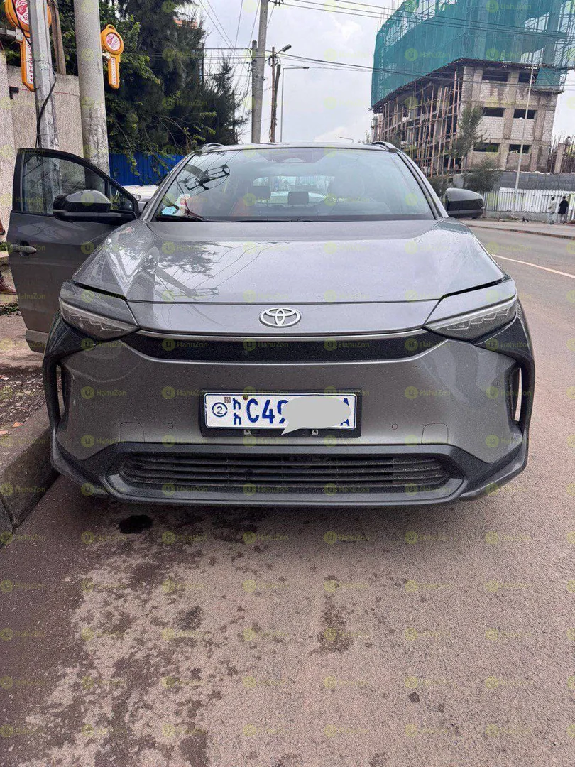 2022 Model-Toyota BZ4X EV