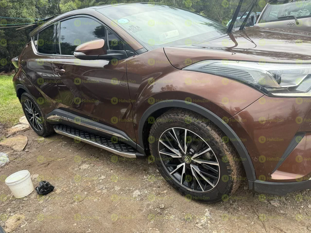 2017 Model-Toyota Ch-R