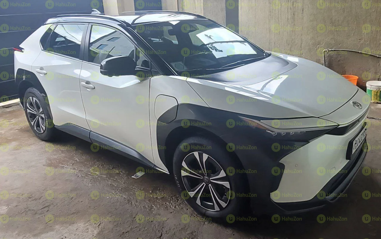 2022 Model-Toyota BZ4X 4WD