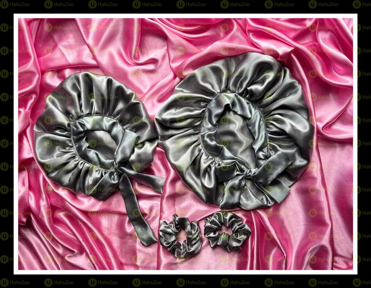 Mother and Daughter Bonnets