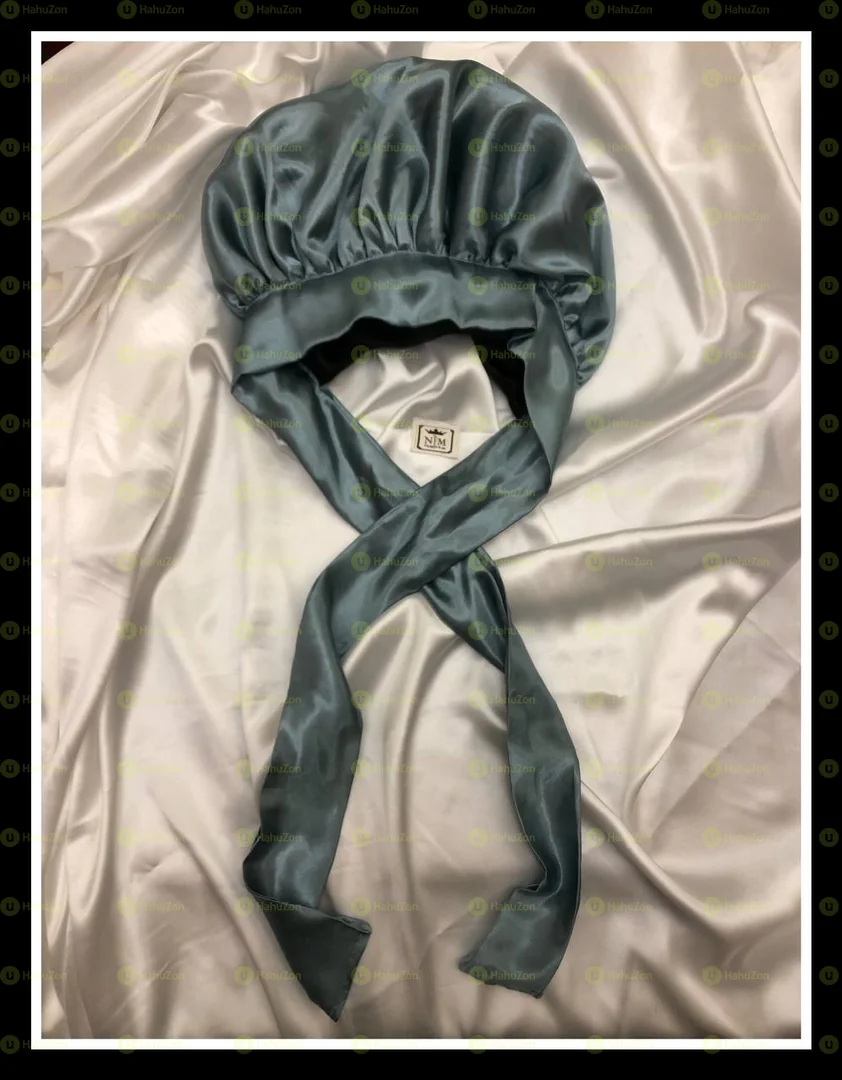 Bluish-Silver with Black Edge Tie bonnet