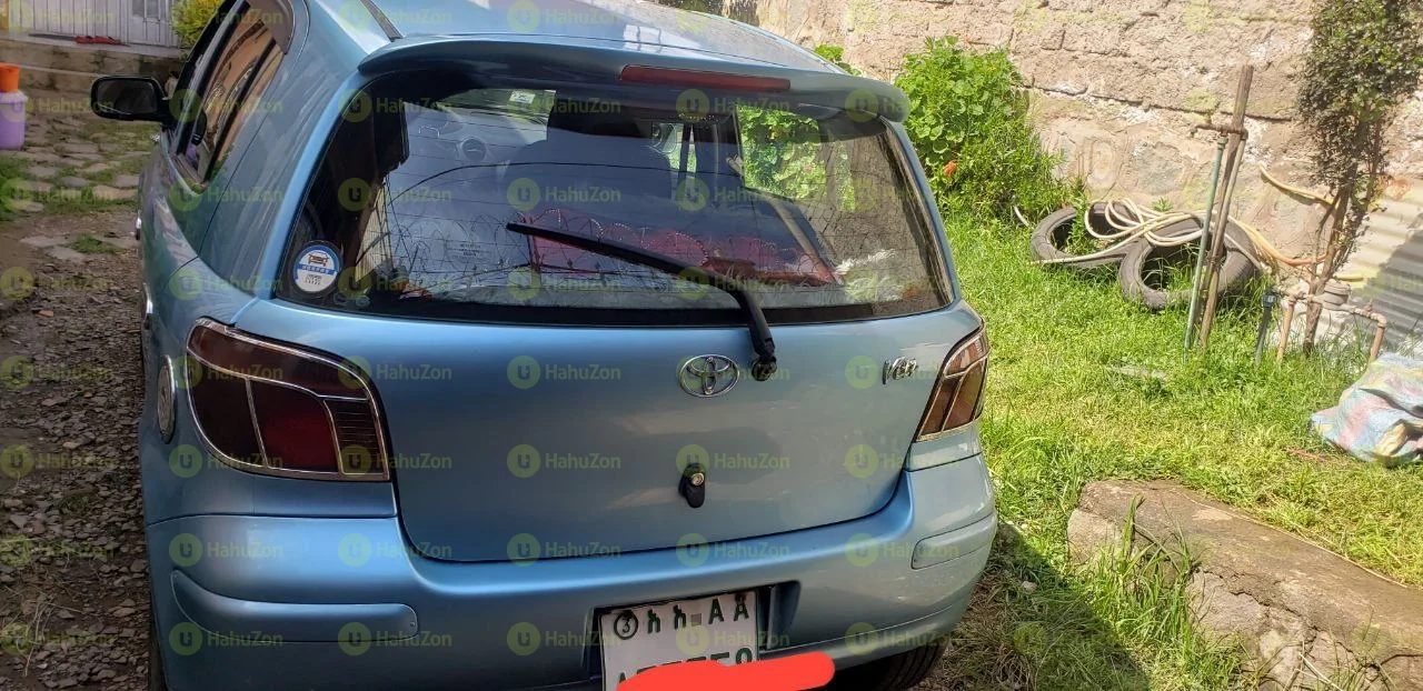 2002 Model-Toyota Vitz