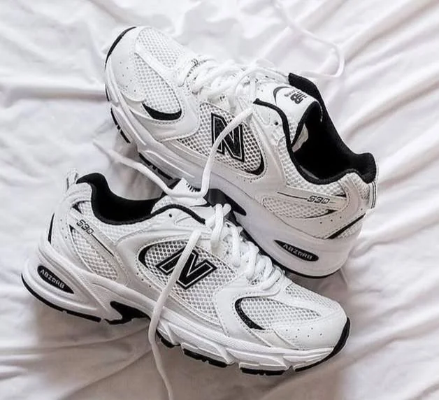 New Balance 530 Trainers White BlackWMNS Shoes