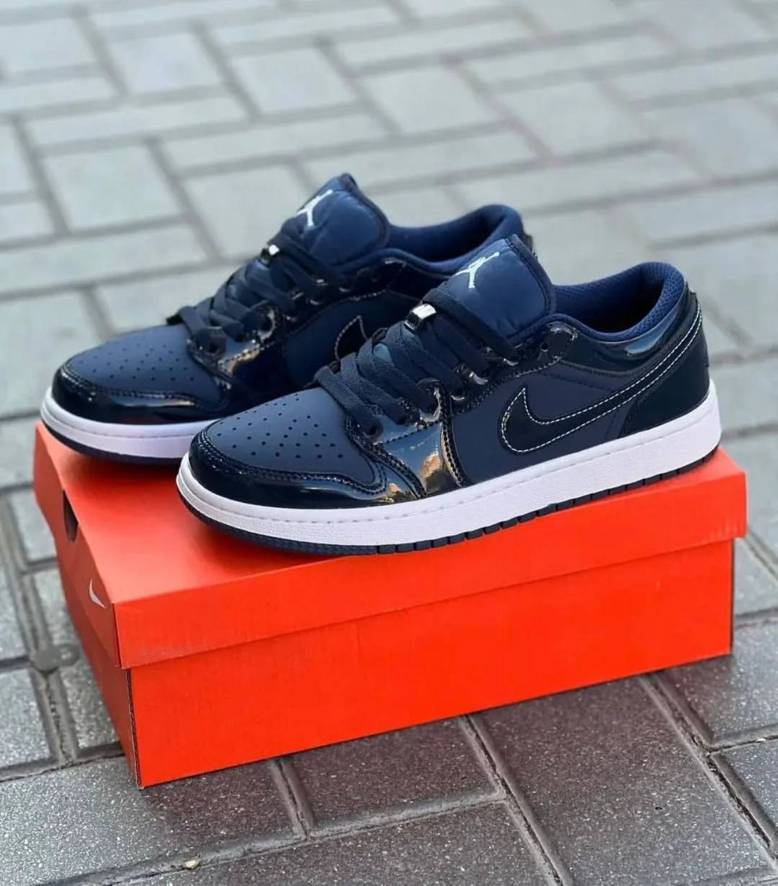 Nike Airjordan 1 Low Women's Shoes