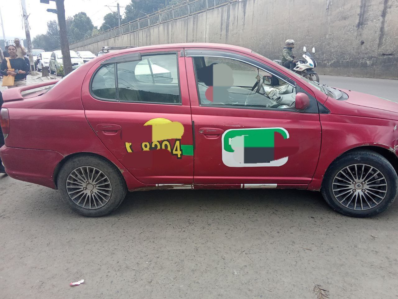 2004 Model-Toyota Platz