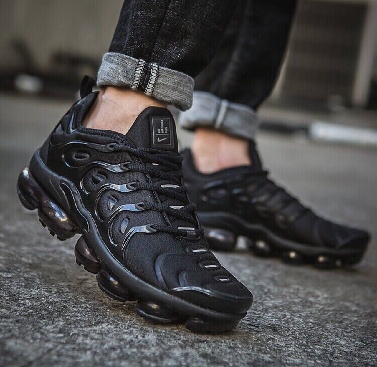 NlKE Air Vapormax Plus Triple Black Shoes