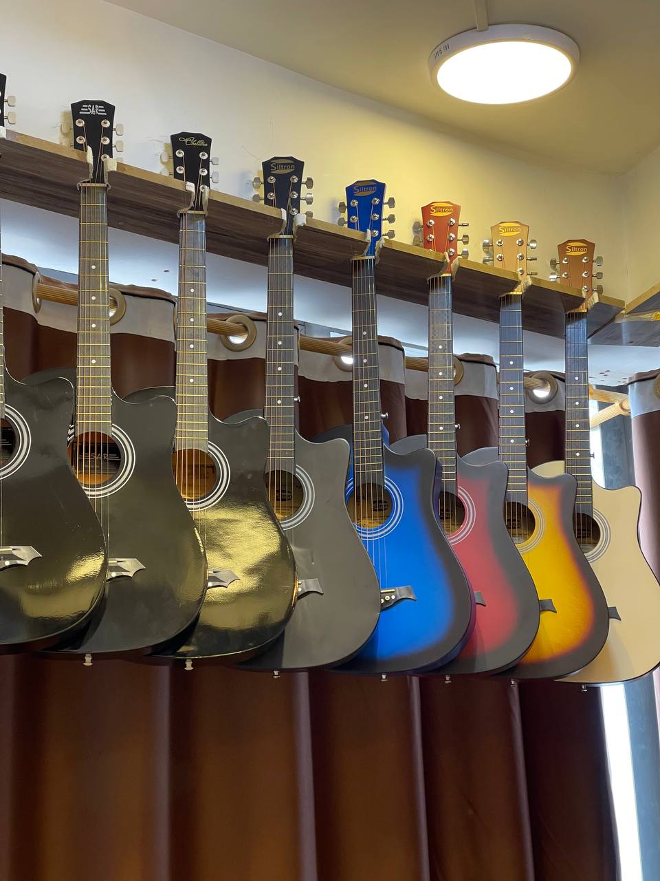 Box Guitar