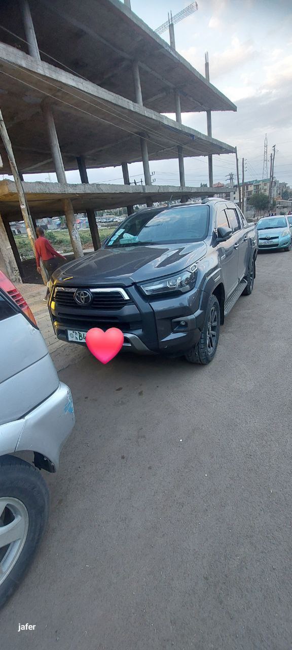 2022 Model-Toyota Hilux Invincible