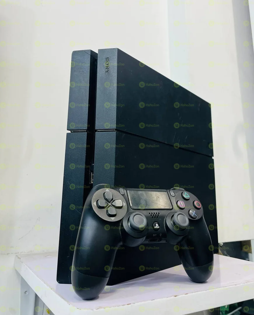 PLAYSTATION 4 FAT