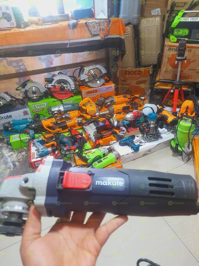 ማኩቲ 850ዋት ግራይንደር