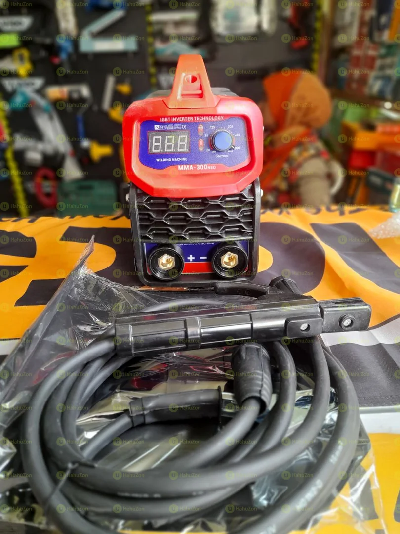 ማኩቲ 300አምፔር መበየጃ