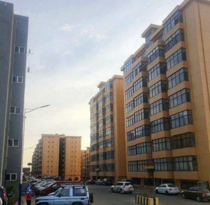 151 ካሬ የሚሸጥ አፓርትመንት በአያት