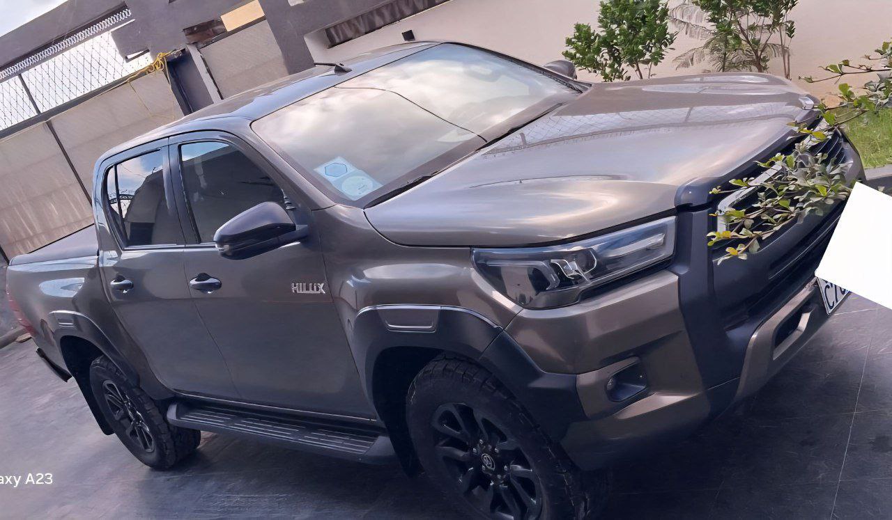 2021 Model-Toyota Hilux Invincible
