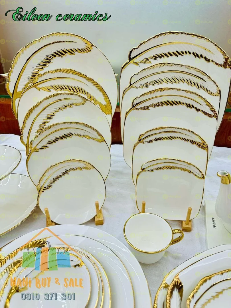 24 Pcs Dinner Set