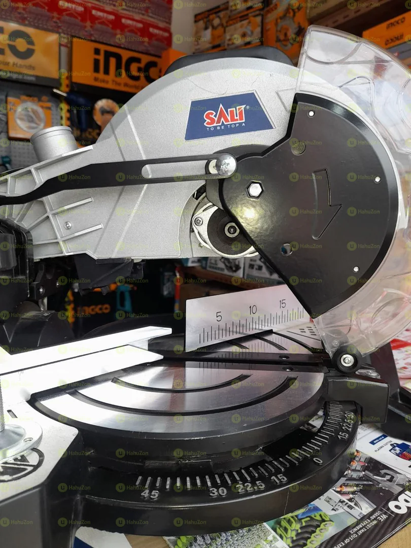 ሳሊ የአልሙኒየም መቁረጫ