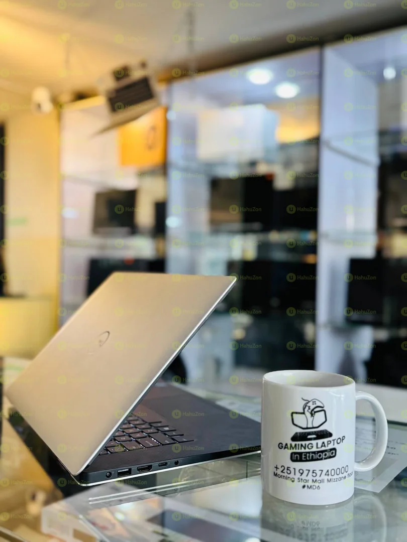 Dell XPS Intel Core i7 9th Generation Laptop