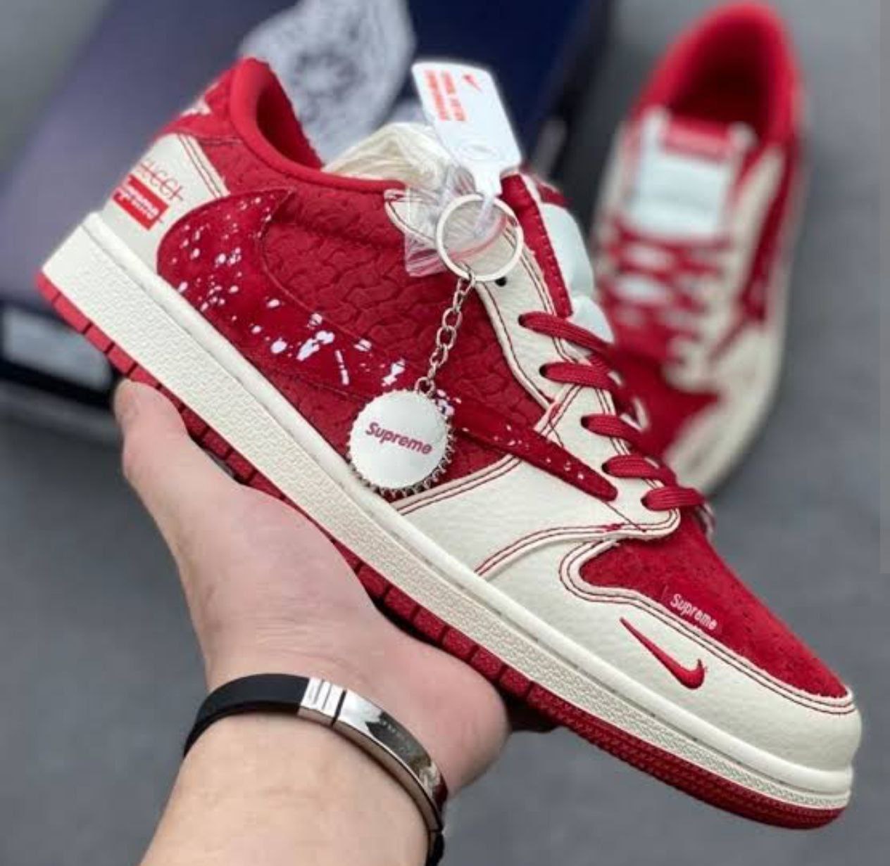 Jordan  Low Travis Men's Shoes