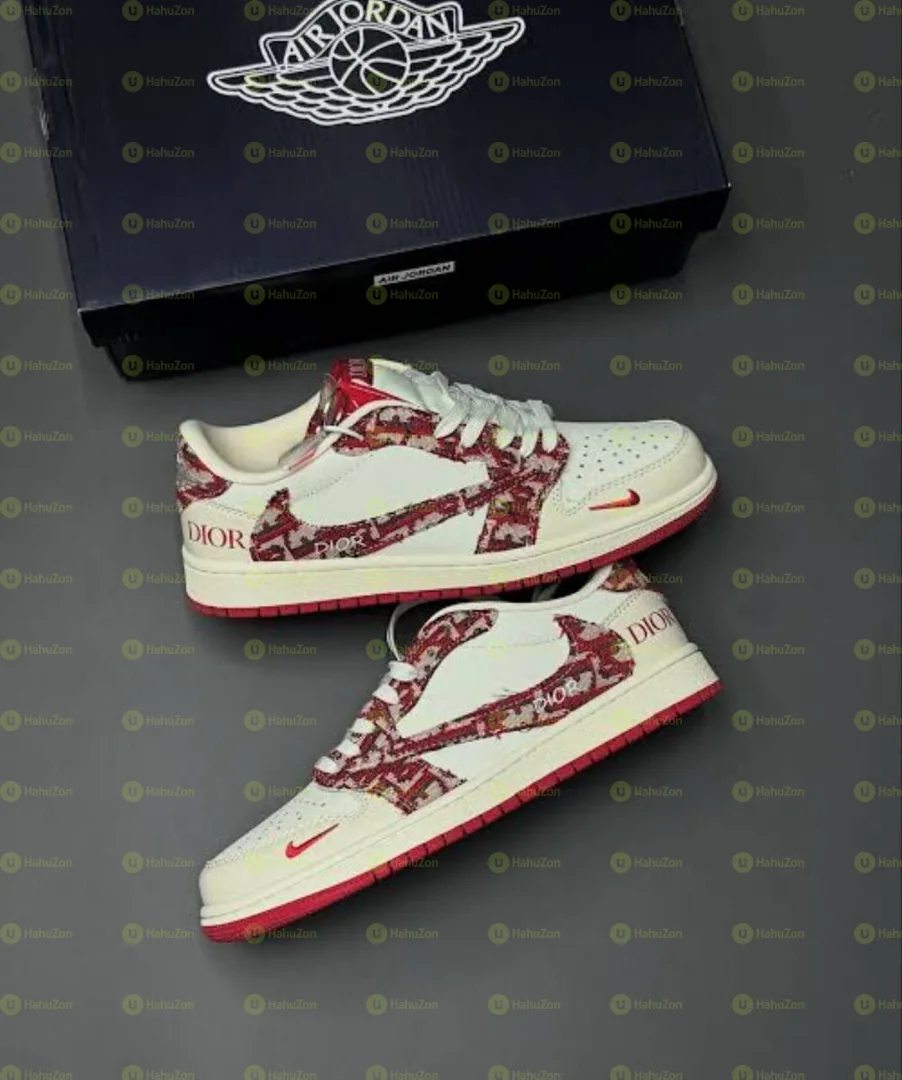 Jordan  Low Travis Men's Shoes