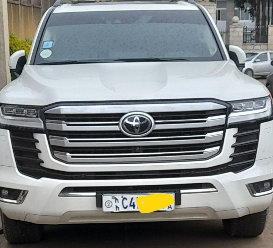 2022 Model-Toyota Land Cruiser  VXR