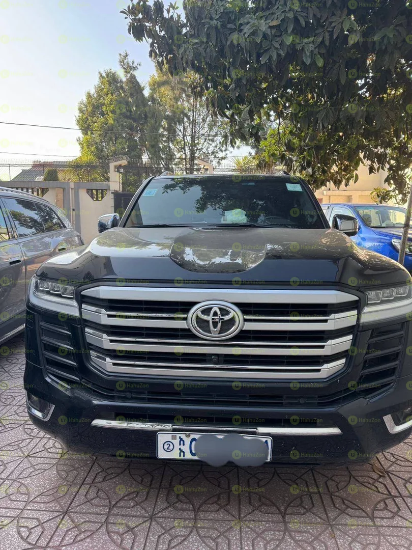 2023 Model-Toyota Land Cruiser  VXR