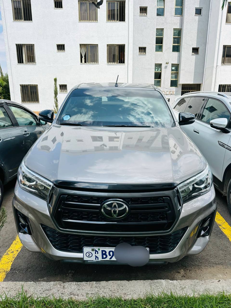 2020 Model-Toyota Rivo Hilux  king -Cab