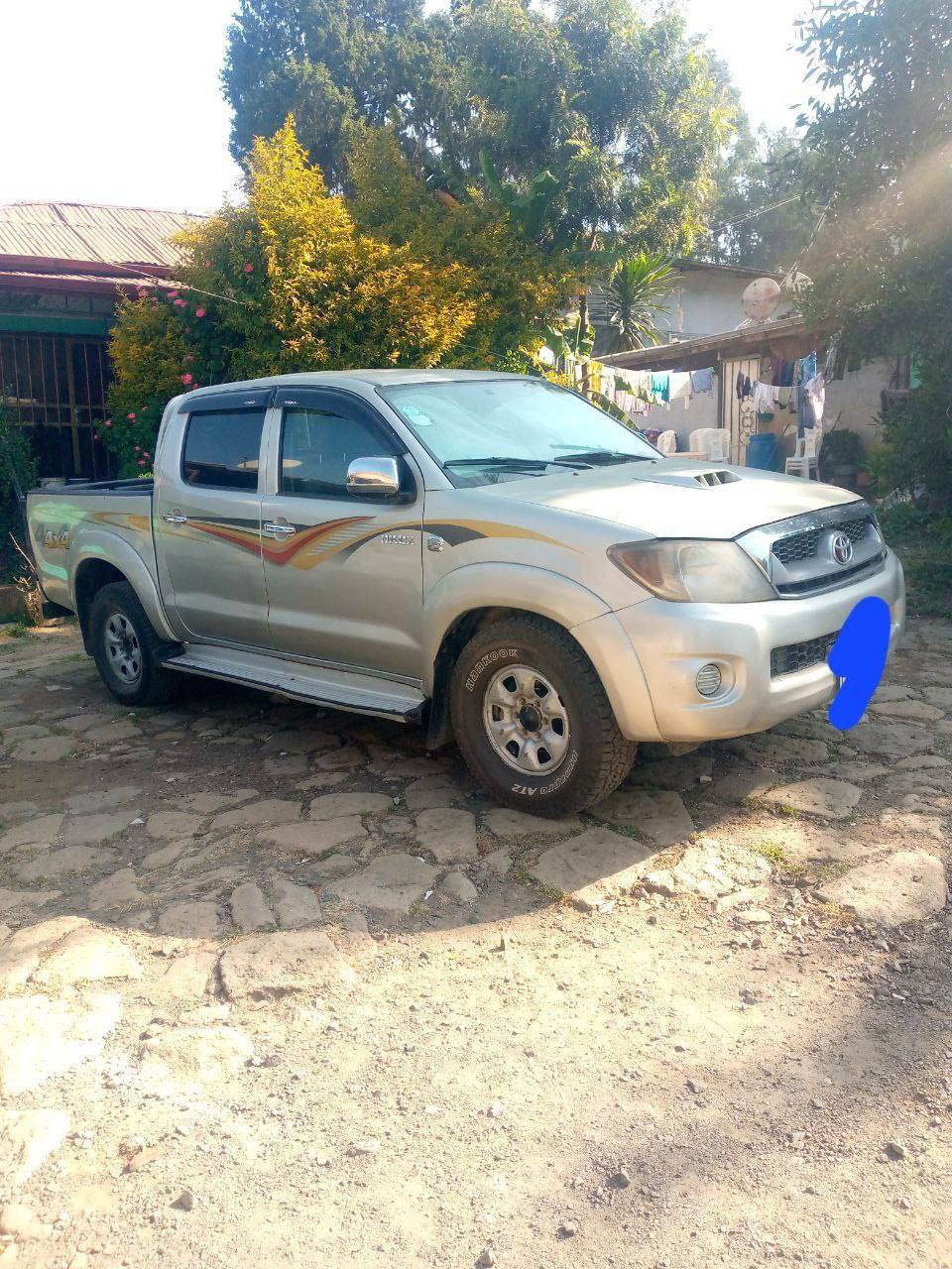 2009 Model-Toyota Hilux Revo Double-Cab