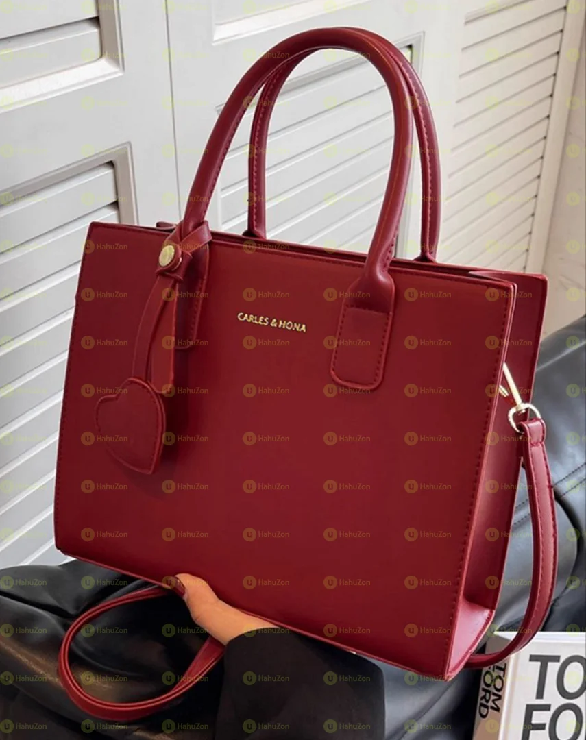 Fashionable Red Handbags