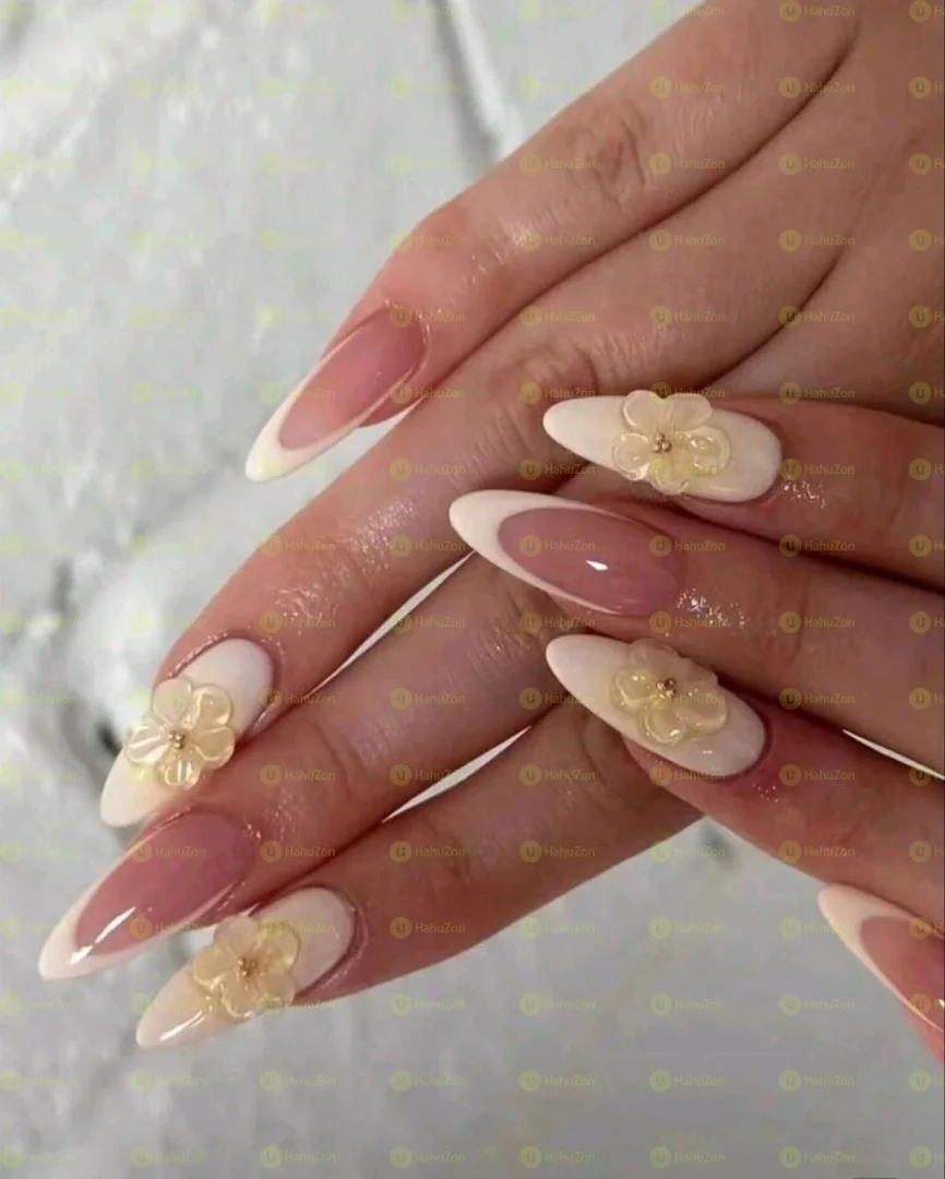 24 piece Press On Nails