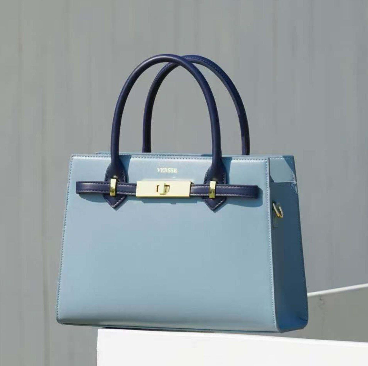 Versese Women's Handbag