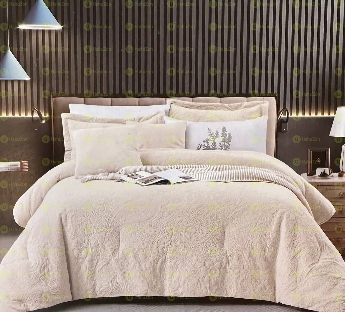 8 ፒስ ኮንፈርት