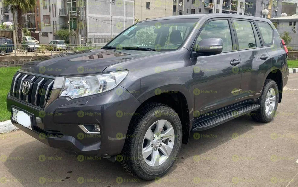 2015 Model-Toyota Land Cruiser Prado