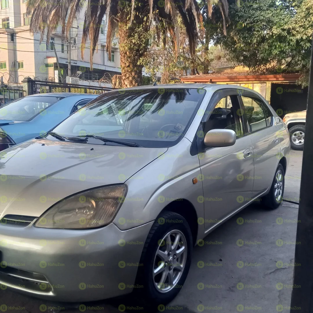 2002 Model-Toyota Prius Hybrid