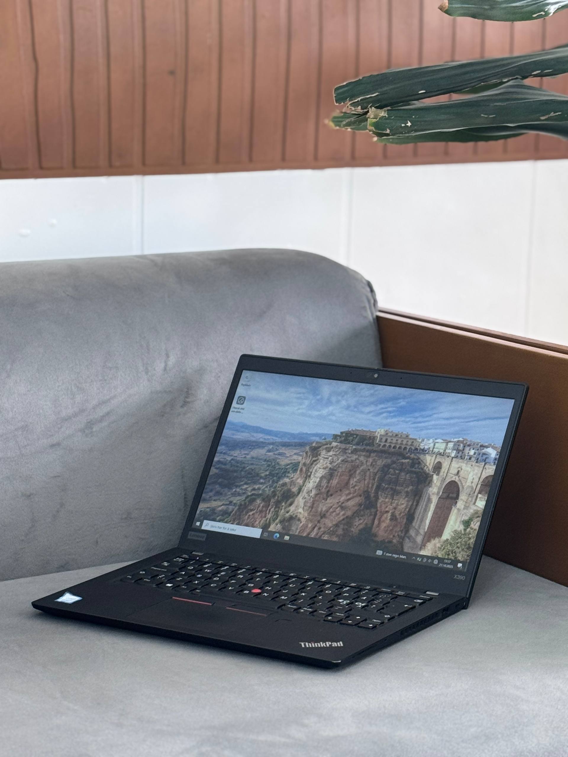 Lenovo ThinkPad X390 Core i5 8th Generation Laptop