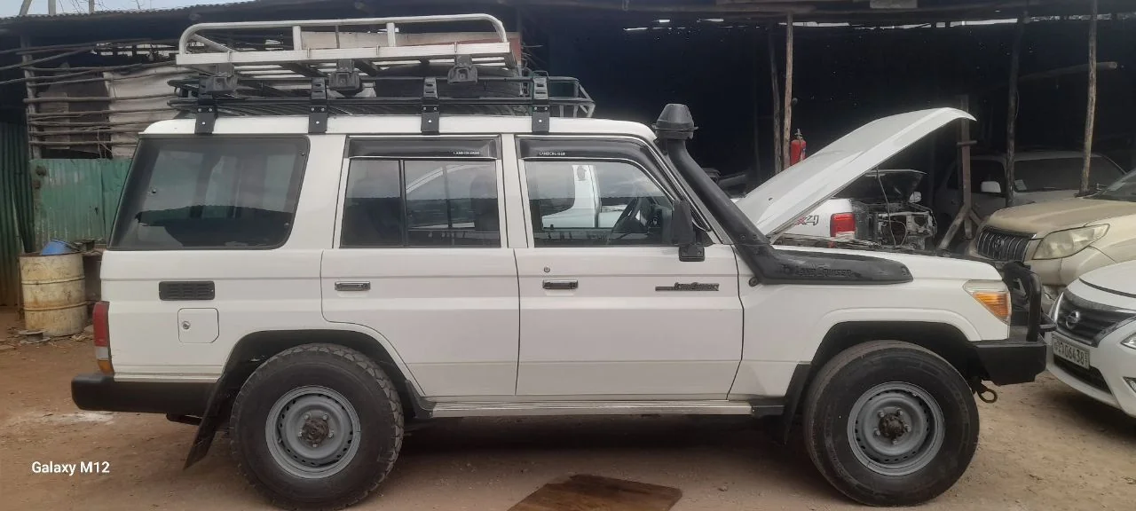 2016 Model-Toyota Landcruiser Mark 2